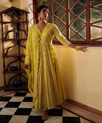 Electric Yellow Preet Kalidar Set 7