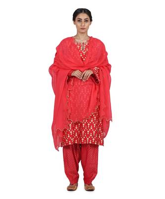 Strawberry Anahat Suit Set 1