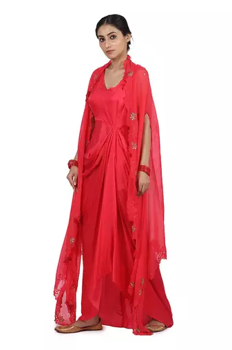 Strwberry Hir:Draped Dress With Cape