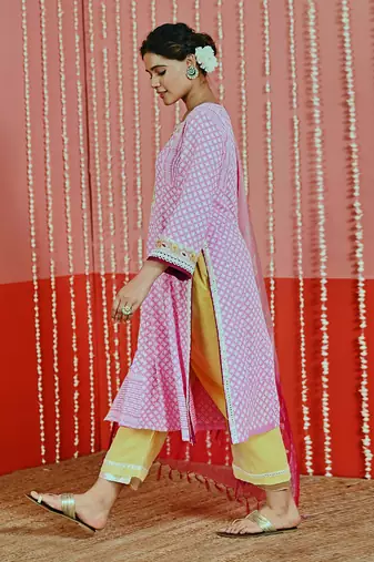 Pink cotton ethnic kurta set