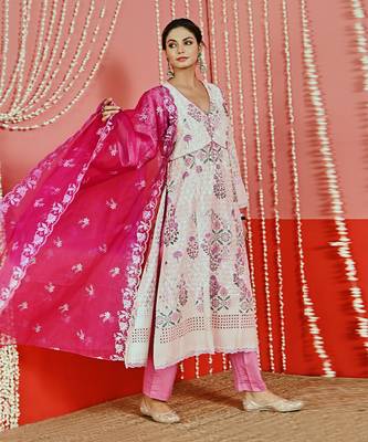 Peach printed self embroidered cotton kurta set 2