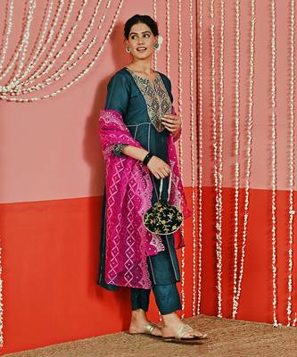 Teal embroidered silk blend ethnic kurta set 3