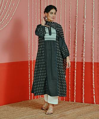 Black kantha cotton kurta set 2