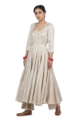 Ivory Ikjot Kalidar Set