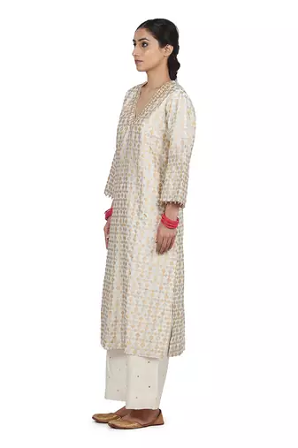 Ivory Deep Suit Set