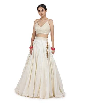 Ivory Jasna Lehenga Set 3