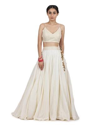 Ivory Jasna Lehenga Set 4