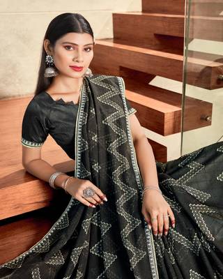 Black Color Georgette Saree With Border And Blouse Piece 2