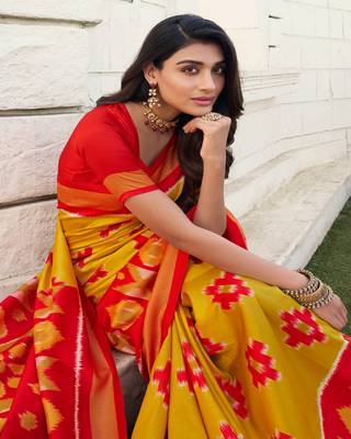 Multicolor Patola Digital Print Silk With Border Tassal Pallu And Fancy Woven Blouse Piece 2
