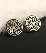Silver adorable floral round stud earrings