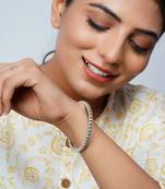 Silver classic square bangle