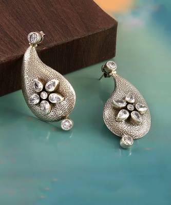 Silver floral & tear drop stud earrings 4