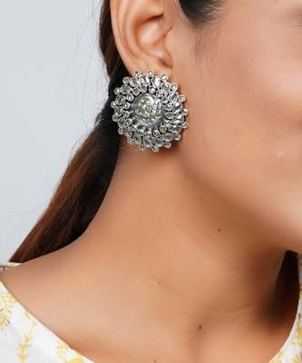 Silver oxidized floral stud earrings 4