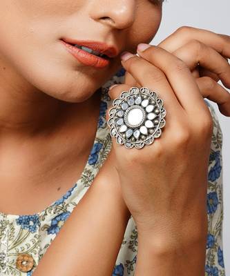 Silver oxidized adorable floral mirror adjustable ring 1