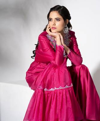 Fuschia pink pure chanderi embroidered gharara set 2
