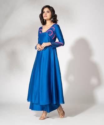 Electric blue pure chanderi embroidered anarkali set 3
