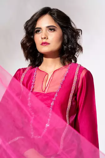 Fuschia pink pure chanderi embroidered kurta set