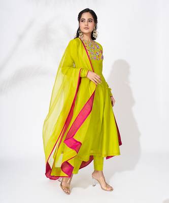 Lime green pure chanderi embroidered kurta set 1