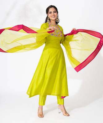 Lime green pure chanderi embroidered kurta set 2