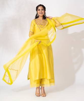 Yellow pure chanderi embroidered kurta set 2