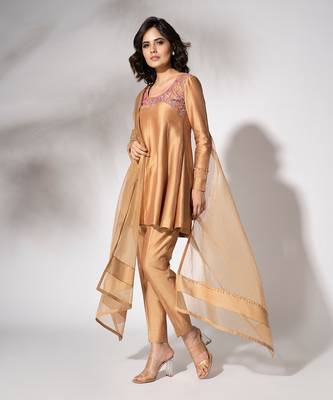 Gold pure chanderi kali short kurta set 3