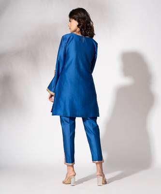 Electric blue pure chanderi lace embroidered kurta set 5