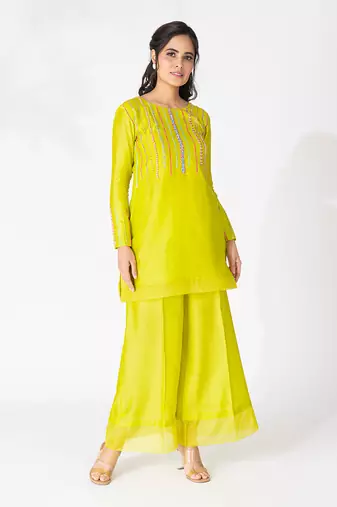 Lime green pure chanderi emboidered kurtaset
