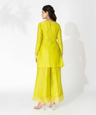Lime green pure chanderi emboidered kurtaset 4