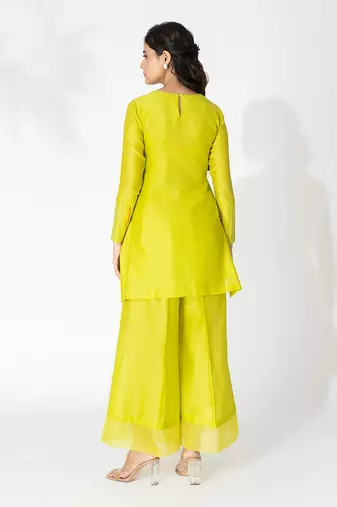 Lime green pure chanderi emboidered kurtaset