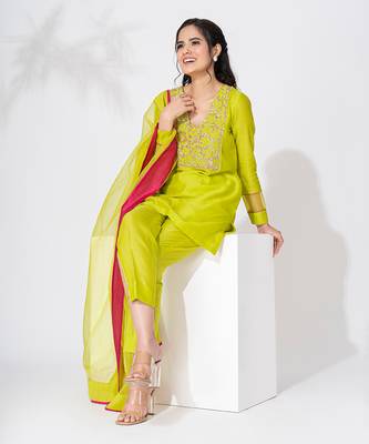 Lime green pure chanderi emboidered short kurta set 2