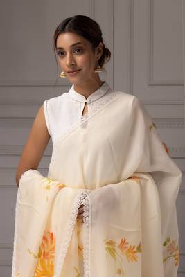   Beige Hand Painted Organza Dupatta With Crochet Lace 3
