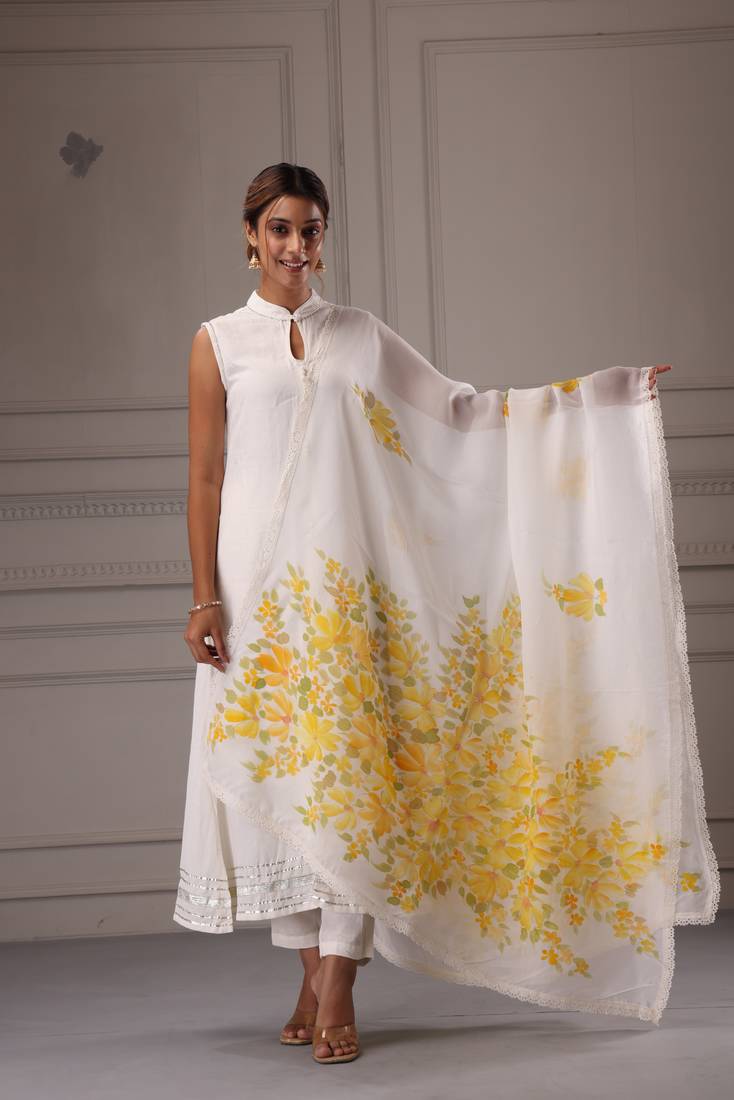 Geroo Jaipur Off-White Hand Painted Organza Dupatta With Crochet Lace