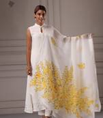Geroo Jaipur Off-White Hand Painted Organza Dupatta With Crochet Lace