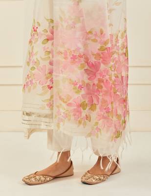   Off white Hand Painted Organza Dupatta With Tassels 2