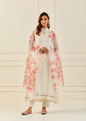   Off white Hand Painted Organza Dupatta With Tassels 1