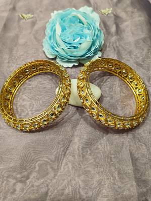  gold-plated adorned with kundan 2 piece kada bangle set 2