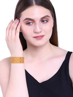 9blings golden luminance: the pearl adorned 2-piece gold plated kada bangle set 4