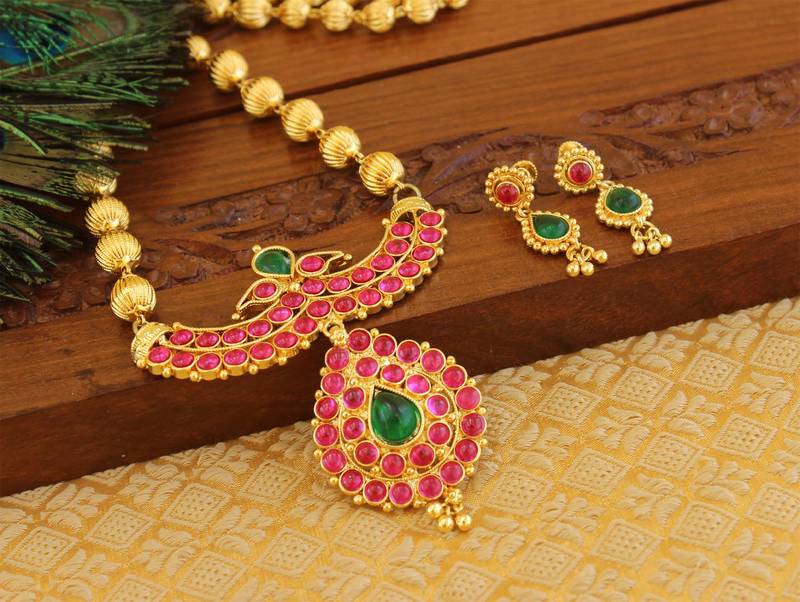 Designer kempu gold plated peacock necklace set