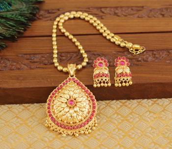 Designer gold plated kempu necklace set 2