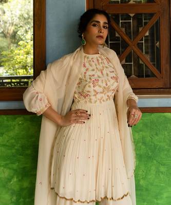 Offwhite jaal coin kurta set 5