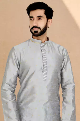 Kurta Pyjama Set