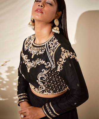 Black tussar silk and crepe drape skirt set 5