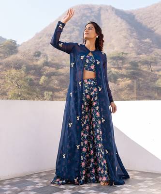 Blue jacket set 1