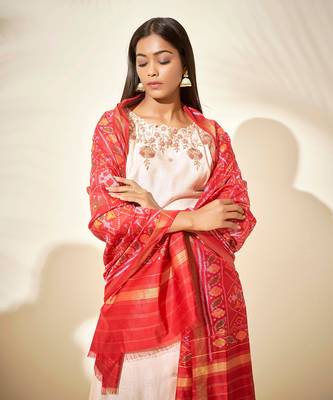 Creme and red silk kurta set 3