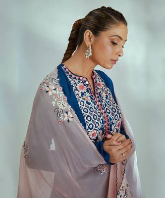 Blue and pink georgette anarkali set 4