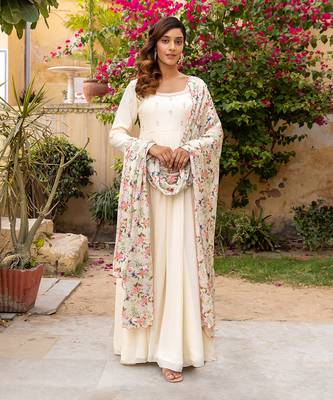 Off white georgette crepe anarkali set 2