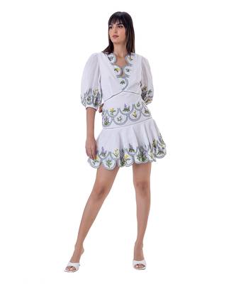 White linen mila dress 3