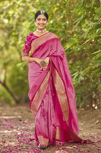 Jacquard Work Pink Woven Saree With Unstitch Blouse Piece