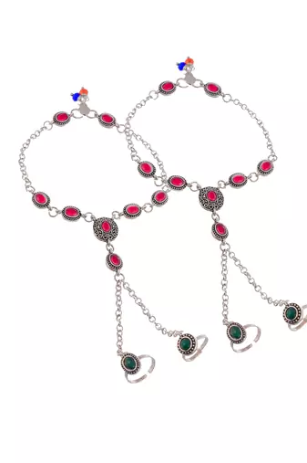 Traditional anklet with attached double toe rings
