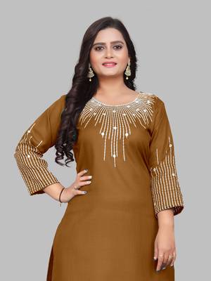 Fashion Kreza Cotton Slub Fabric with 3/4 Sleeves and Exquisite Embroidered Detailing on Neck and Sleeves 2